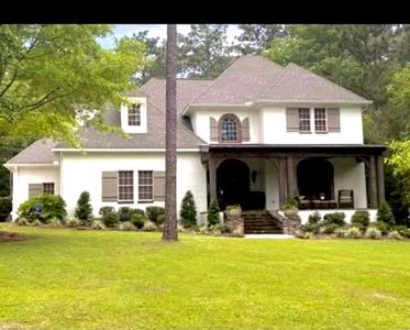 3 Sandstone, Hattiesburg, MS, 39402