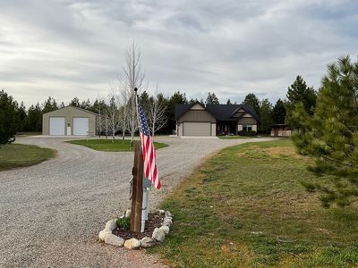 1177 W Crains Wy, Athol, ID, 83801