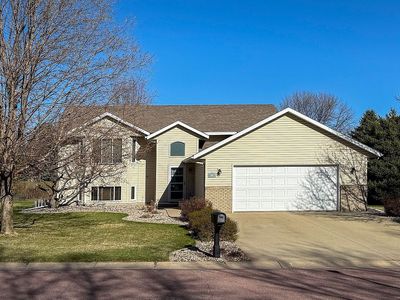 145 Trail Ridge Rd, Brookings, SD, 57006