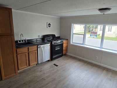 28 N Overbrook Dr, Saint Charles, MO, 63301