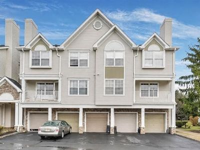 31 Edinburgh Ct, Edison, NJ, 08820