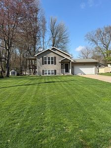 383 Robar Dr, Holland, MI, 49424