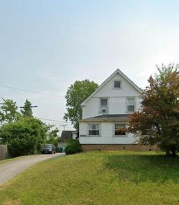 16110 Rockside Rd, Maple Heights, OH, 44137