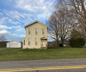 956 Depot Rd, Waterford, PA, 16441