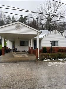 119 Josephine Ave, Madison, WV, 25130