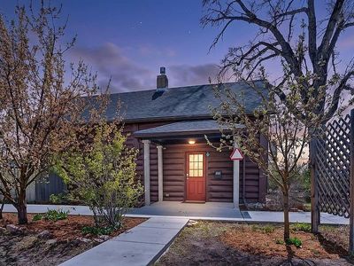 901 S 1st St, Laramie, WY, 82070