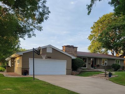 1003 2nd Ave NE, Clarion, IA, 50525