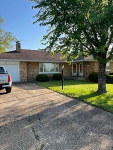 105 W Merle Ln, Linn, MO, 65051