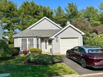 24 Jasmine Ln, Freehold, NJ, 07728