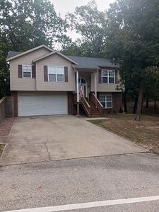 395 Evergreen Dr, Lake Ozark, MO, 65049