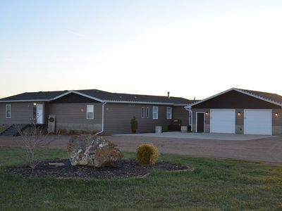 8604 147th Ave SW, Bowman, ND, 58623
