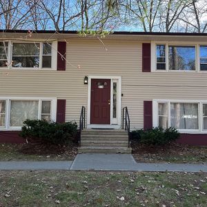 78 Sand Hill Rd, Essex Junction, VT, 05452