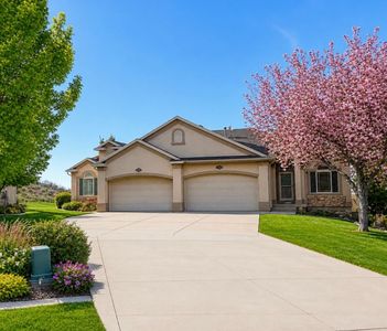 209 Edgewood Cir, North Salt Lake, UT, 84054