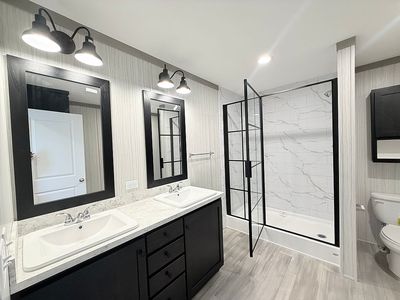 4000 E 134th St, Chicago, IL, 60633