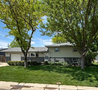 1309 Glenn St, Scott City, KS, 67871