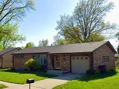 722 S Cowan Ave, York, NE, 68467