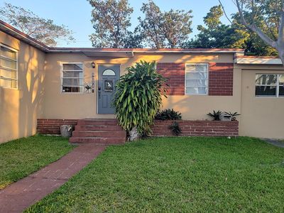 8250 SW 28th St, Miami, FL, 33155