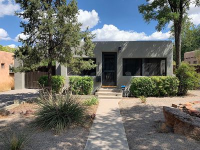 218 Richmond Dr SE, Albuquerque, NM, 87106