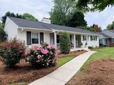 2803 New Hanover Dr, Greensboro, NC, 27408