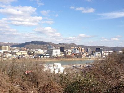 999 McKinley Ave, Charleston, WV, 25314