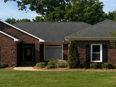 1423 Porch Swing Ln, Matthews, NC, 28104