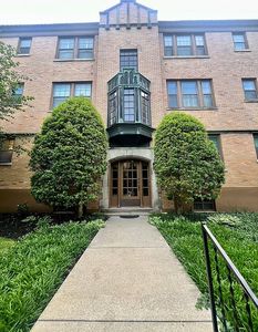 3015 Brownsboro Rd, Louisville, KY, 40206