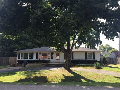 4302 Diamond Way, Louisville, KY, 40216
