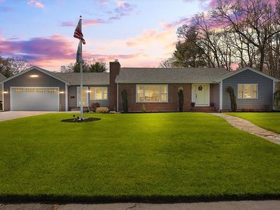 172 Country Club Ln, Brockton, MA, 02301