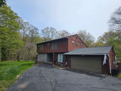 109 Spruce Dr, Naugatuck, CT, 06770