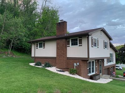 227 Melrose Dr, New Stanton, PA, 15672