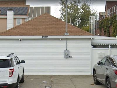 1611 Oriental Blvd, Brooklyn, NY, 11235