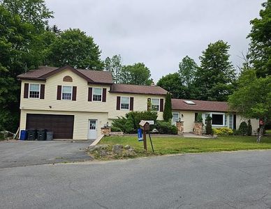25 Stangel Dr, Woodbourne, NY, 12788