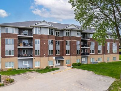 1092 Walnut Ave, Riverside, IA, 52327
