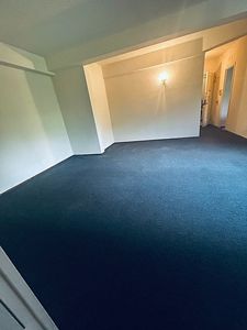 1605 Metropolitan Ave, Bronx, NY, 10462
