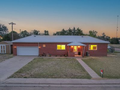 518 E 2nd St, Sharon Springs, KS, 67758