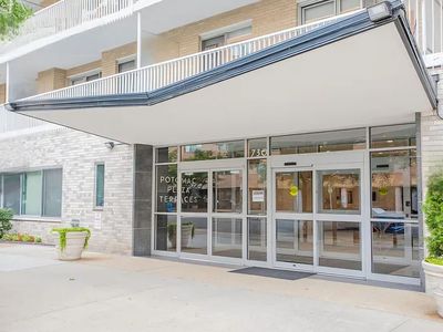 730 24th St NW, Washington, DC, 20037