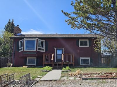 905 W Rochester Ave, Saratoga, WY, 82331