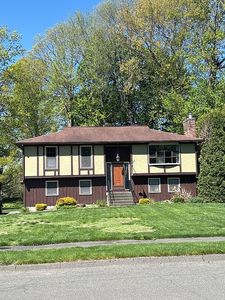 104 Paul Revere Dr, Agawam, MA, 01030