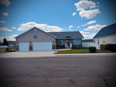 824 Sage Dr, Saint Anthony, ID, 83445