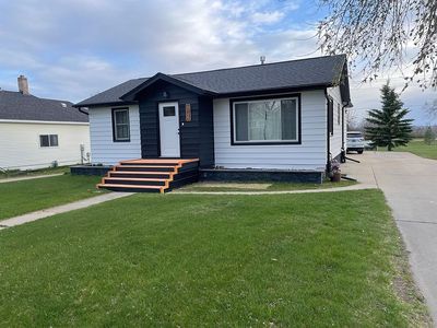 1217 Main Ave, Washburn, ND, 58577
