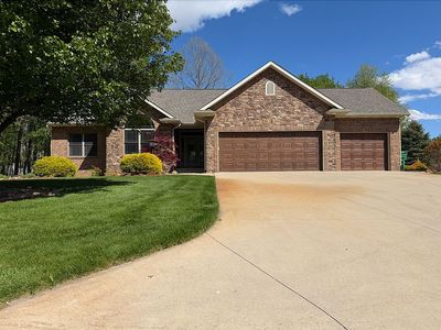 21184 Fawn River Ct, Goshen, IN, 46528