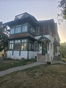 301 W 22nd St, Minneapolis, MN, 55404