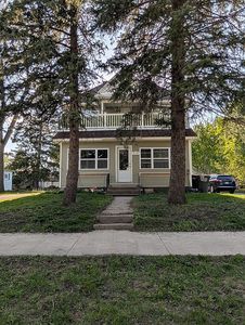 310 4th Ave SE, Mapleton, MN, 56065