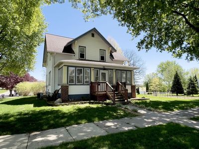 803 S Pine St, Caledonia, MN, 55921