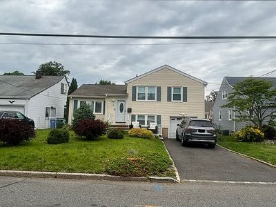 34 Robbinwood Terrace, Linden, NJ, 07036