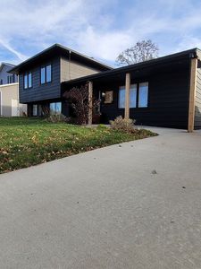 3215 25th Ave, Marion, IA, 52302