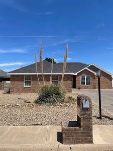 2202 W University Dr, Portales, NM, 88130