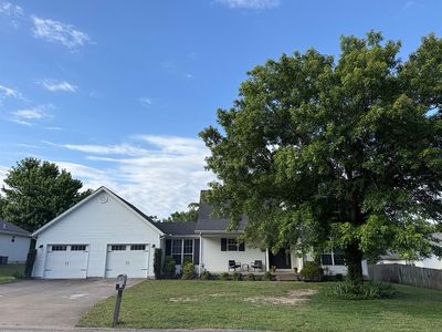 202 Briarbrook Dr, Carl Junction, MO, 64834