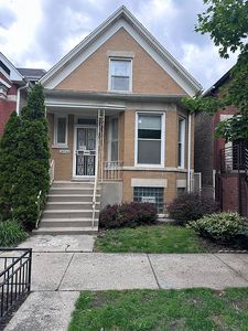2032 W Walton St, Chicago, IL, 60622