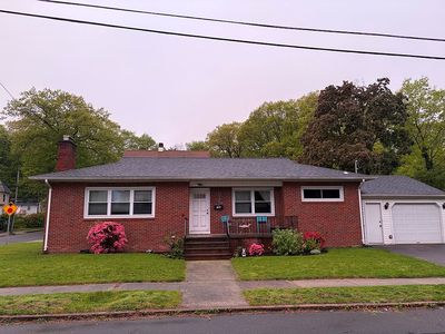 108 Lee St, West Haven, CT, 06516